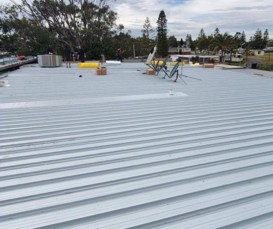 Flat Metal Roof Solutions for Common Leaking Issues